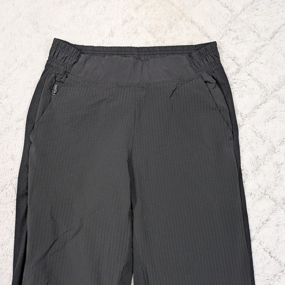 Athleta Pants Women's 2 Black Textured Brooklyn Jogger Nylon Light Run Travel - Picture 2 of 11